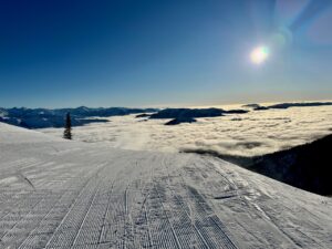 Sun Valley winter photo shoots | snowy photography Idaho | fashion editorial snow | winter portraits Sun Valley | mountain photo locations | JDPT Sun Valley